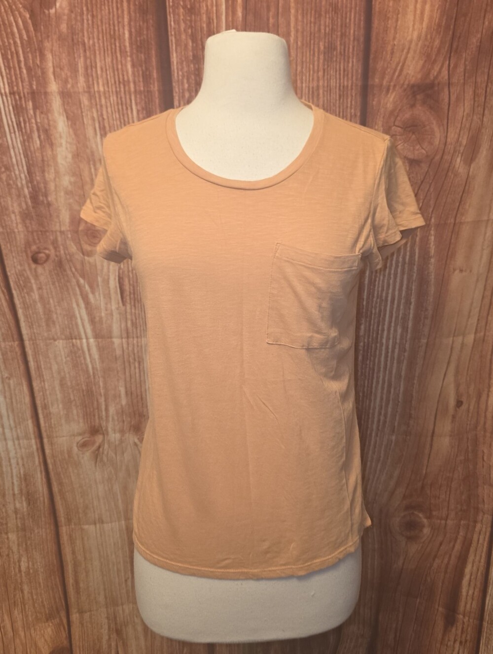 Patagonia Tshirt Size S Peach